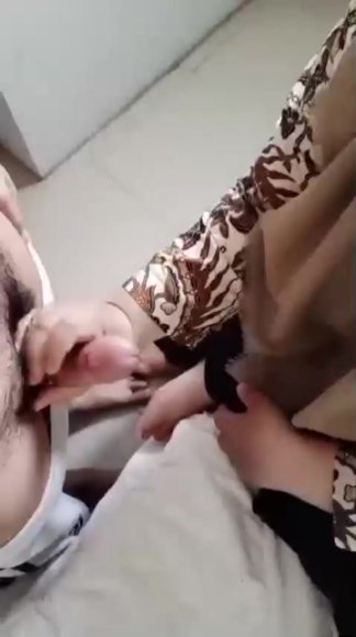 xagC0-guru jilbab - DoodStream - PoopHD - DoodStream