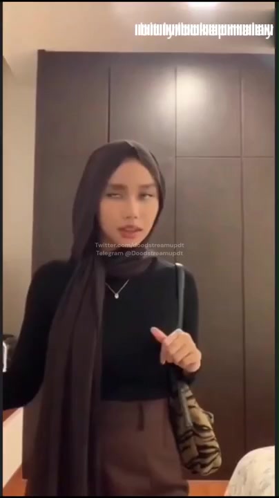 Abg Jilbab Cantik Tobrut Toket Bulat Ngewe