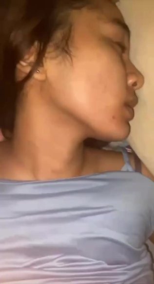 69_awek seluar gajah