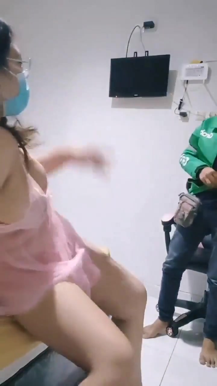 Viral tante daster pink prank yang ngewe sama ojol2