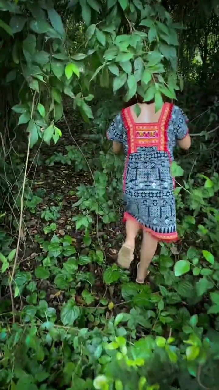 di kebun banyak orang abg asia (30) TG @doodstreamredlion