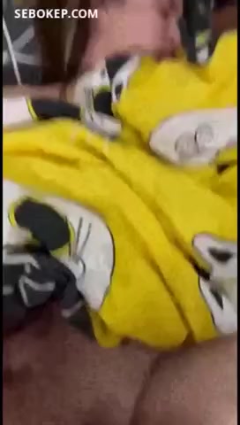 Muka kesakitan tapi rasa keenakan